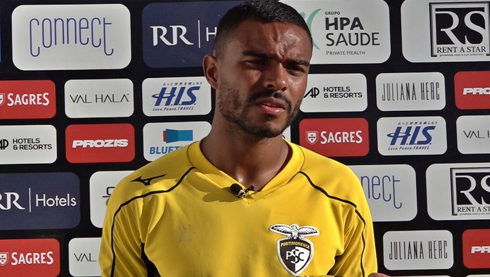 DENER EM ENTREVISTA