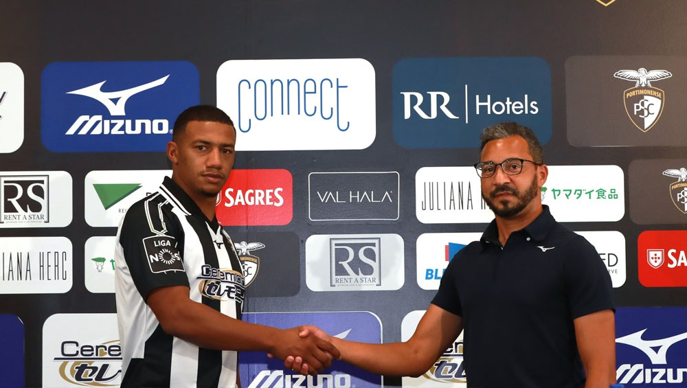 FAHD MOUFI É REFORÇO ATÉ JUNHO DE 2023