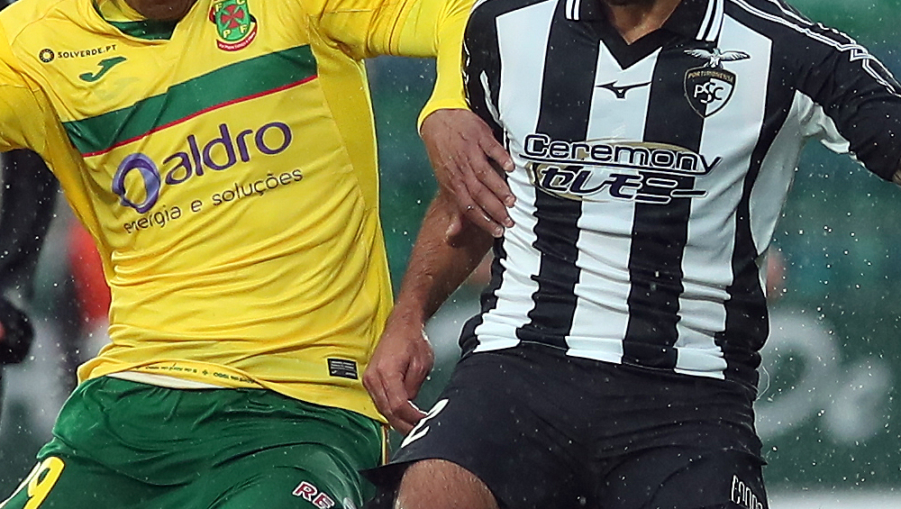 BILHETES PARA O JOGO COM O PAÇOS DE FERREIRA À VENDA A PARTIR DE QUINTA-FEIRA