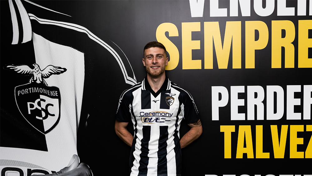 Frente de ataque reforçada com Paulinho