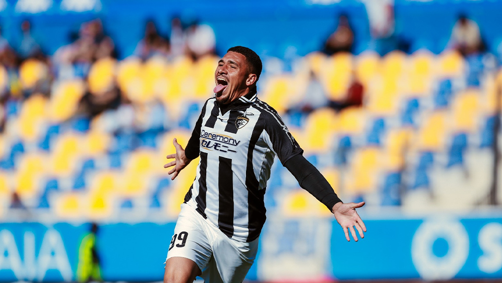 Yago Cariello emprestado ao Gangwon Football Club