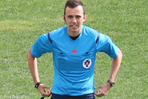 JOÃO PINHEIRO DE FAMALICÃO PARA JOGO COM O PENAFIEL