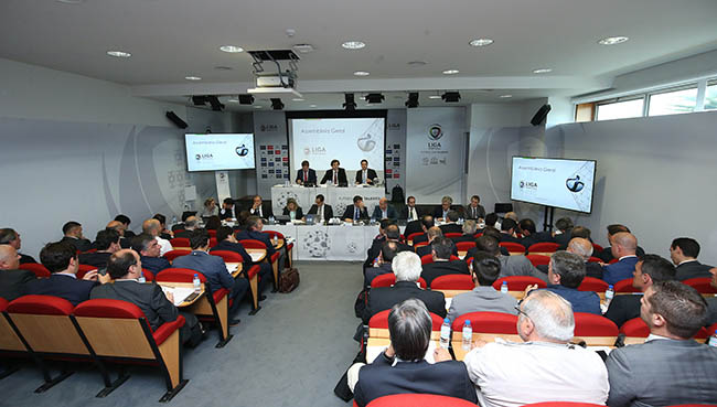 MOÇÃO DA DIREÇÃO DA LIGA APROVADA POR LARGA MAIORIA