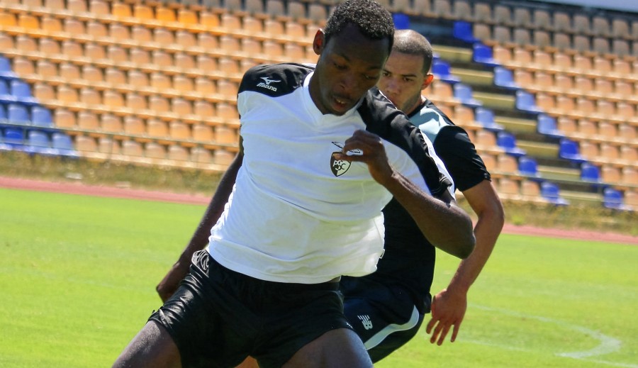 SIMY ACERTOU DEFINITIVAMENTE COM O CROTONE