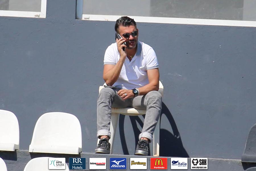 ACCIONISTA MAIORITÁRIO ASSISTE À PREPARAÇÃO DA EQUIPA
