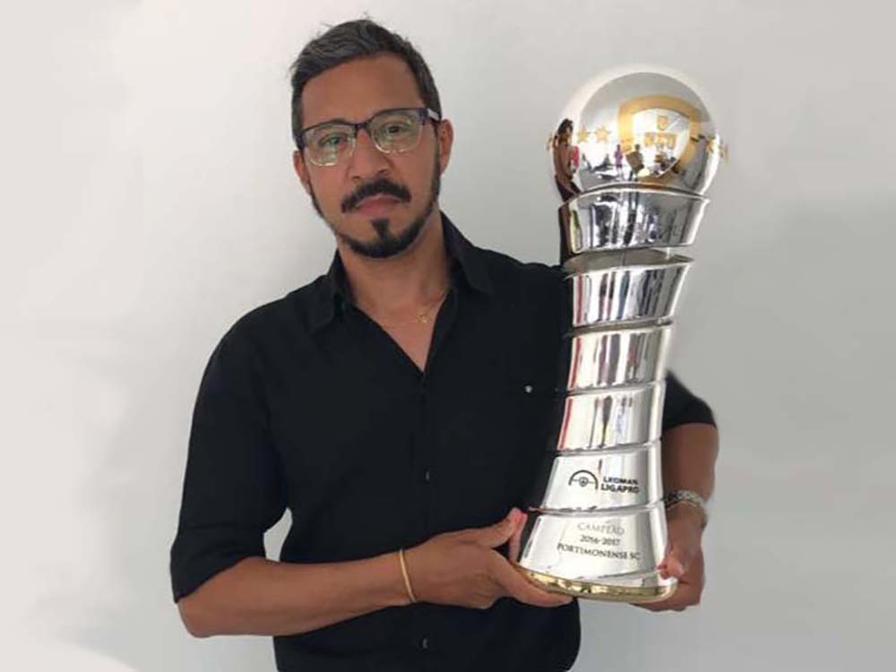 FINALMENTE A TAÇA DE CAMPEÃO NACIONAL É NOSSA