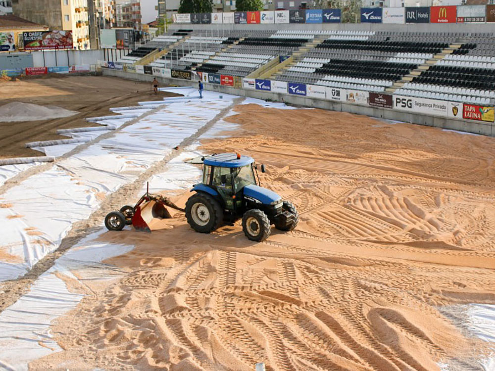 OBRAS A BOM RITMO NO PORTIMÃO ESTÁDIO
