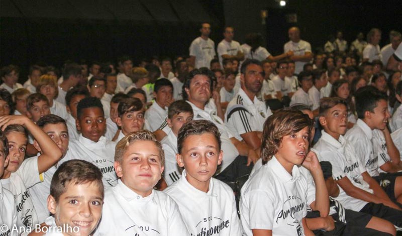 FESTA DO PORTIMONENSE ENCHE PAVILHÃO ARENA