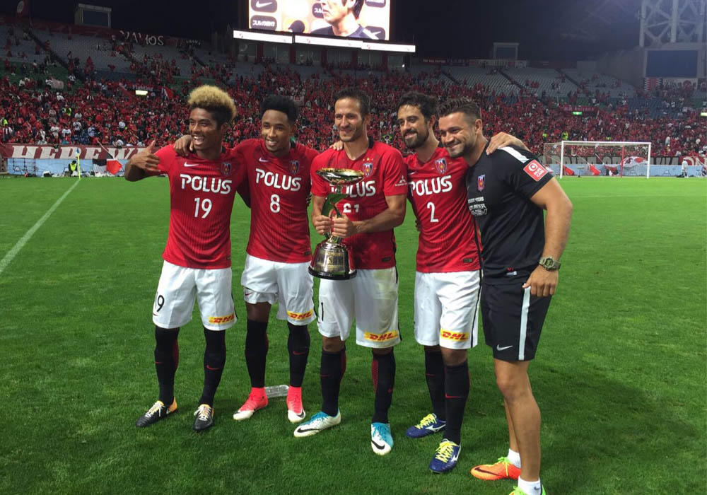 MAURÍCIO CONQUISTA PRIMEIRO TÍTULO NO JAPÃO