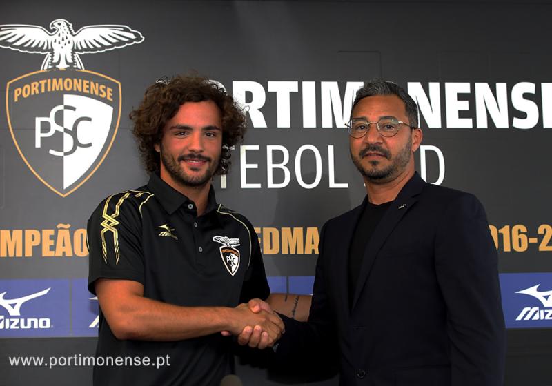 RAFAEL BARBOSA É REFORÇO DO PORTIMONENSE