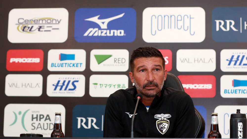 COLOCAREMOS A MELHOR EQUIPA PARA O JOGO