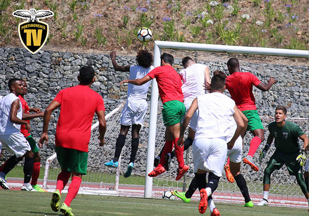 MARÍTIMO E PORTIMONENSE DISPUTARAM JOGO AMIGÁVEL