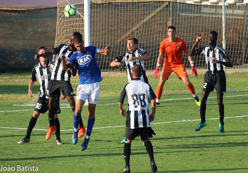 FUTEBOL SÉNIOR REGRESSA AO CENTRO DE ESTÁGIO