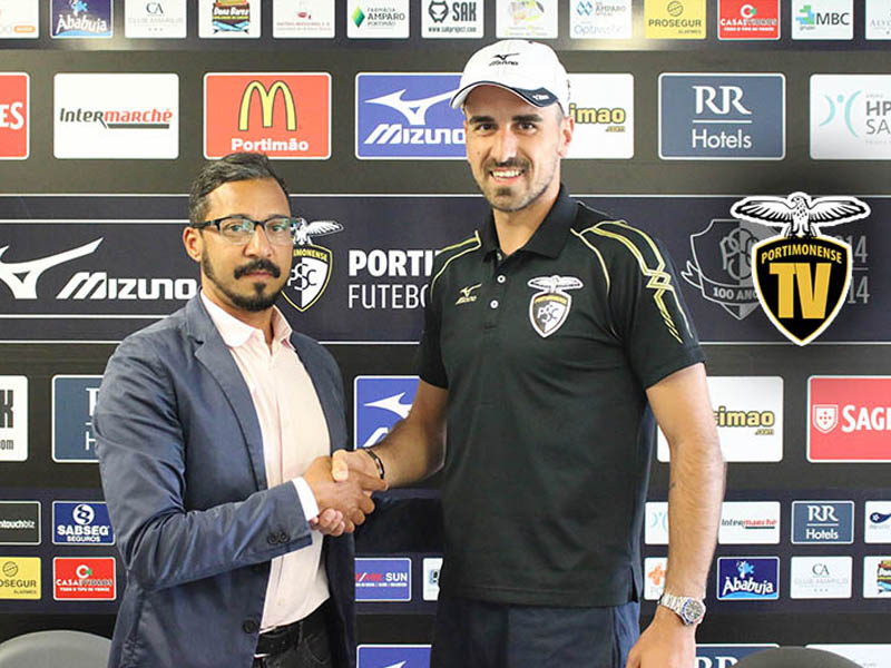 RICARDO FERREIRA ASSINA RENOVAÇÃO COM PORTIMONENSE ATÉ 2020